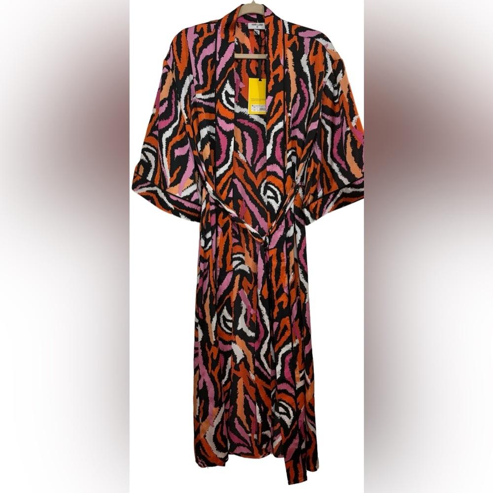 NWT Diane Von Furstenberg X Target Zebra Robe - Size XXS